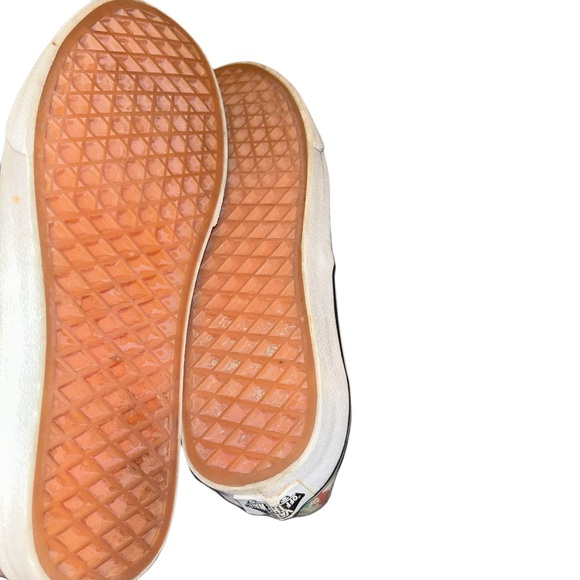 VANS x DISNEY The Little Mermaid Princess Ariel Sneakers Size 7.5 - Picture 4 of 6